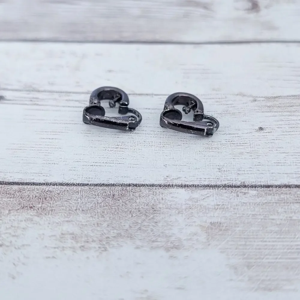 Vintage Clip On Earrings Brown - Missing Something?
